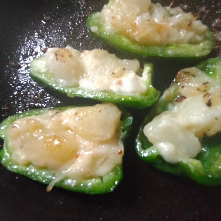 ピーマンのポテトサラダ 詰焼き